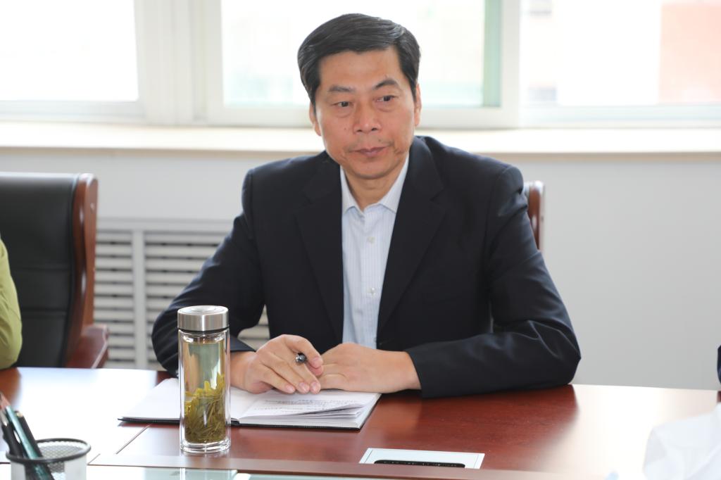 王玉华书记到机关第十三党支部调研推进山东省教育志愿服务工作