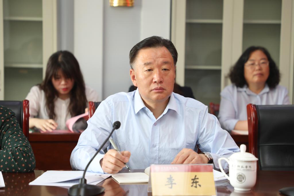 会上,党委书记王玉华对专家组莅临学校指导应用型本科高校建设工作