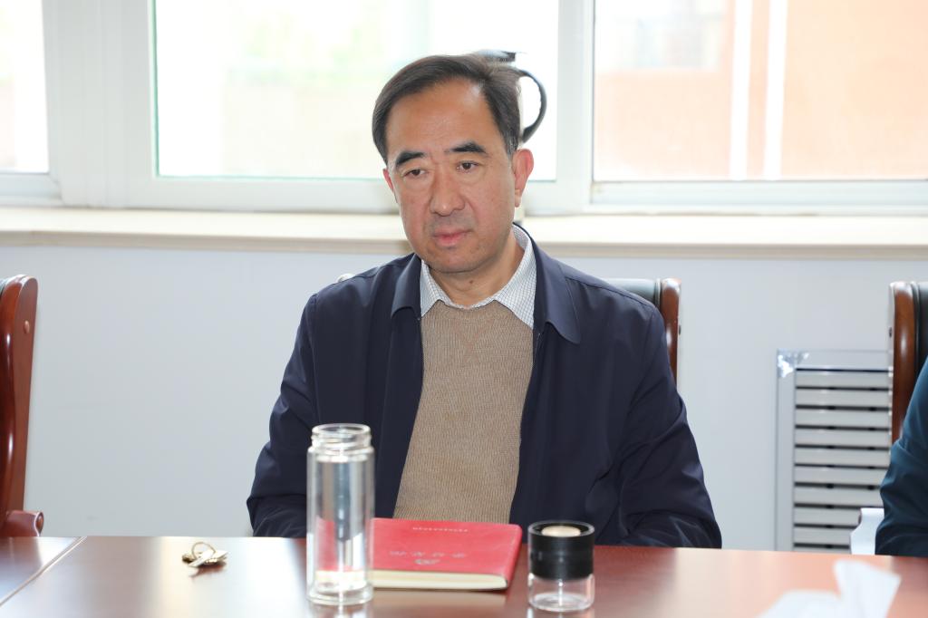 王玉华书记到机关第十三党支部调研推进山东省教育志愿服务工作